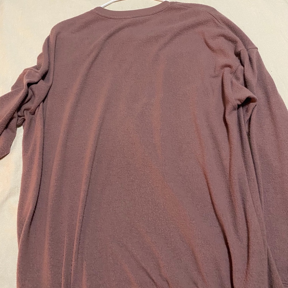 alo yoga soho pullover sweater